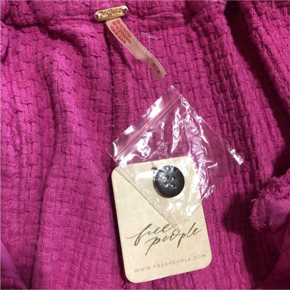 NWT. Free People. Size M. Button Fly Waffle Knit Trousers.